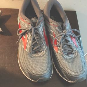 Brooks running shoes 11